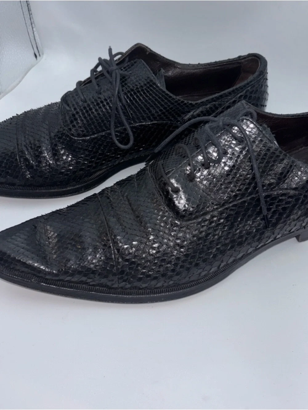 Dolce Gabbana Men's Black snake Textured Leather Lace-Up Dress Shoes